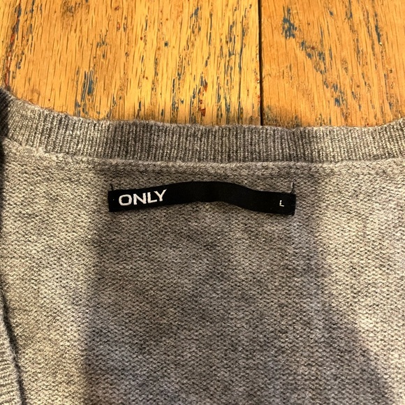 ONLY Classic Gray cardigan size L - Picture 2 of 9
